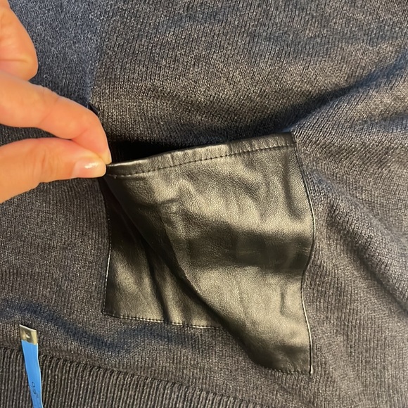 The lot womens oversized sweater size M/L - Picture 11 of 12